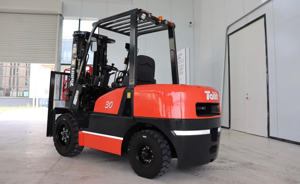 TAILIFT 3.5 Ton Lityum Akülü Forklift - Görsel 2